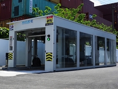 터널 자동차 세탁기가 어떻게 작동하는지 보여드리겠습니다.