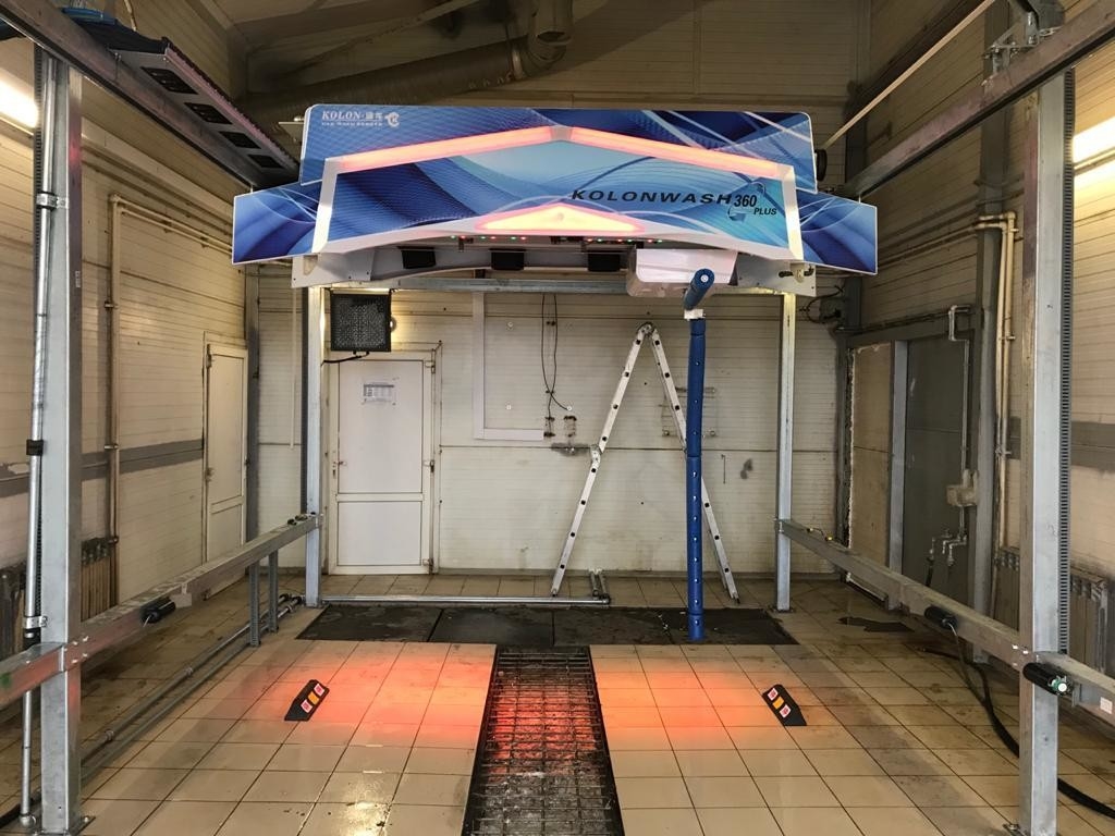 터치리스 압력 자동 자동차 세탁기 24.5Kw 전력 조절 수압 여러 지불 옵션