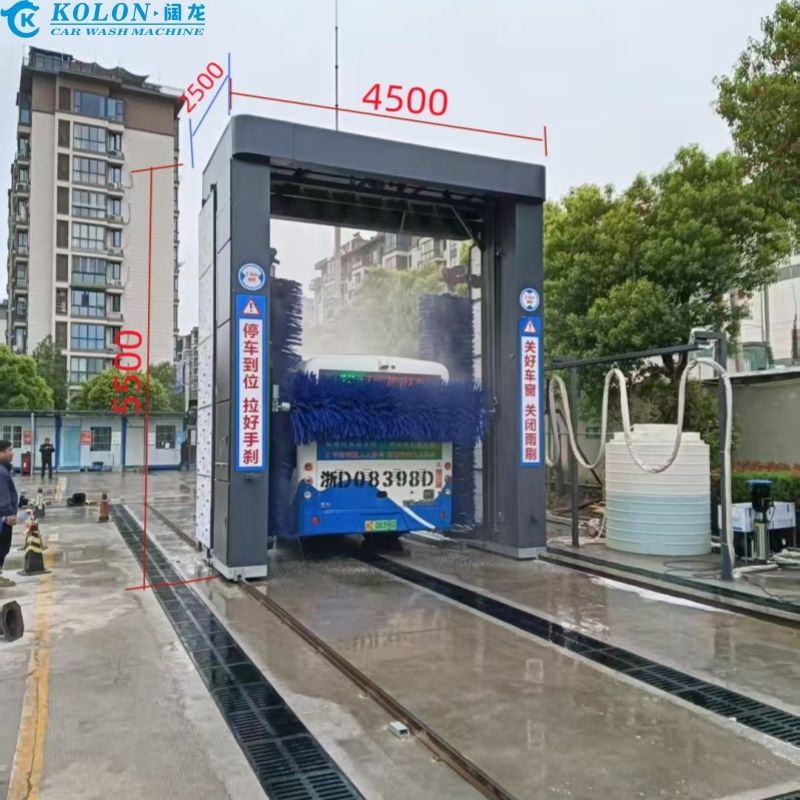 최고급 버스 세차기로 비교할 수 없는 세척 경험을 하세요